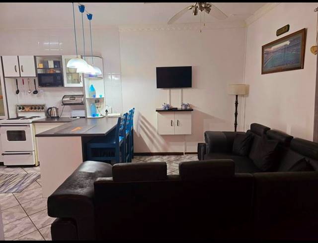 2 BEDROOM APARTMENT FOR SALE IN WINKLESPRUIT